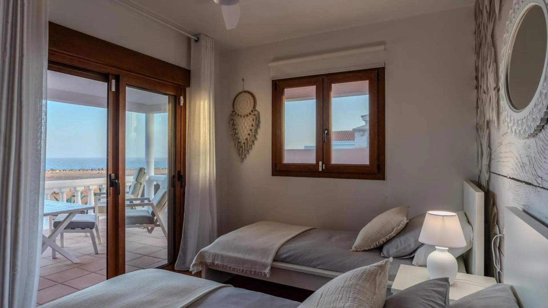 Villa Oceana - Cliffside Retreat Costa De Antigua