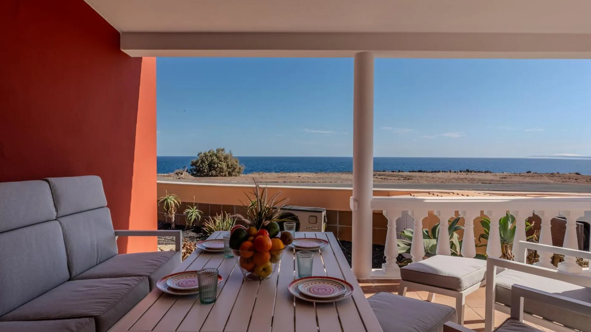Villa Oceana - Cliffside Retreat Costa De Antigua 0*,  Spagna