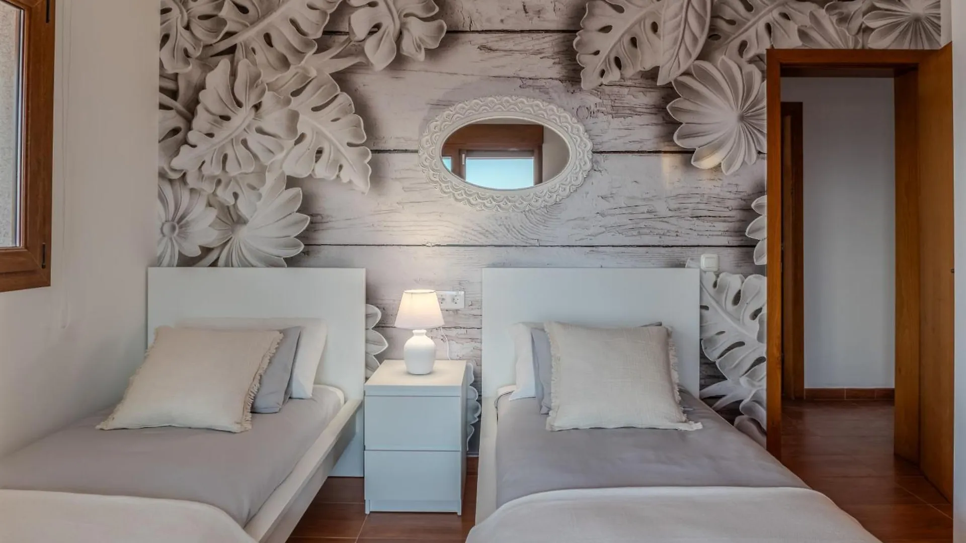 Villa Oceana - Cliffside Retreat Costa De Antigua Spagna